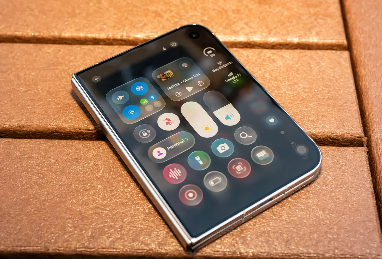 Liquid Glass Finally Makes Sense on the iPhone Duo