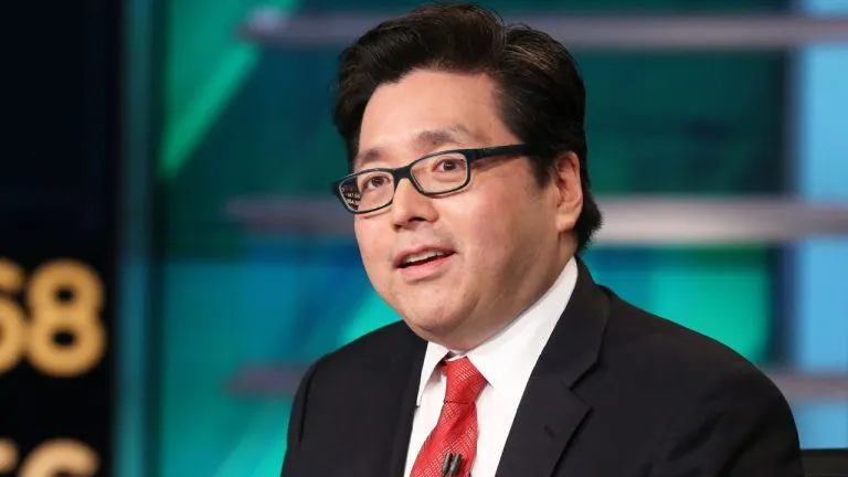 Bitcoin Price Slips Under $84K as Tom Lee Eyes Biggest Bull Market Ever