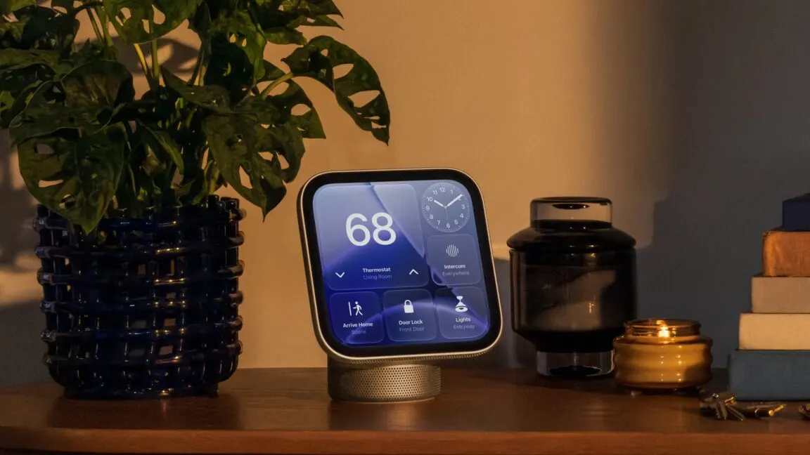Apple’s first smart display is the 7-inch HomeView for $299