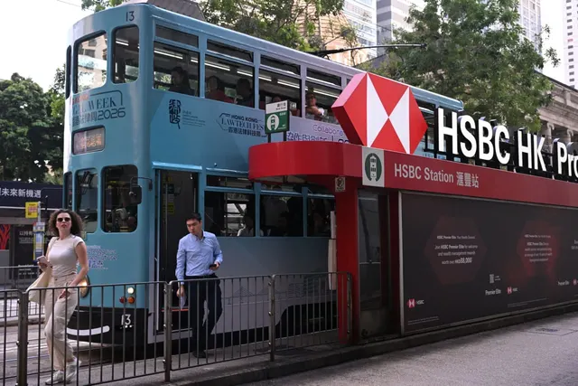 Customers are chasing higher-rate products, and that’s bad news for banks like HSBC