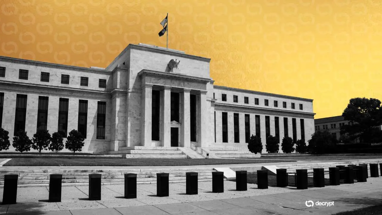 Federal Reserve Unveils Stablecoin Rules on Reserves and Capital