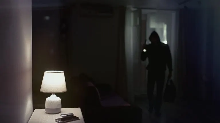 Masked Robbers Threaten Pregnant Wife in UK Crypto Home Attack