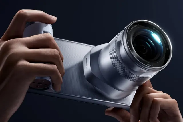 Huawei made a whole camera to attach to its latest phone