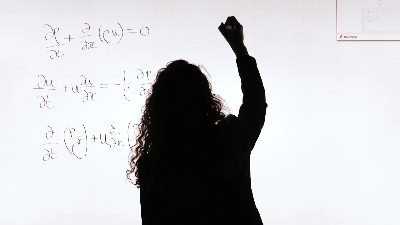 OpenAI Says a Secret AI Model Cracked Hundreds of Open Math Problems in One Prompt—Mathematicians Want Receipts
