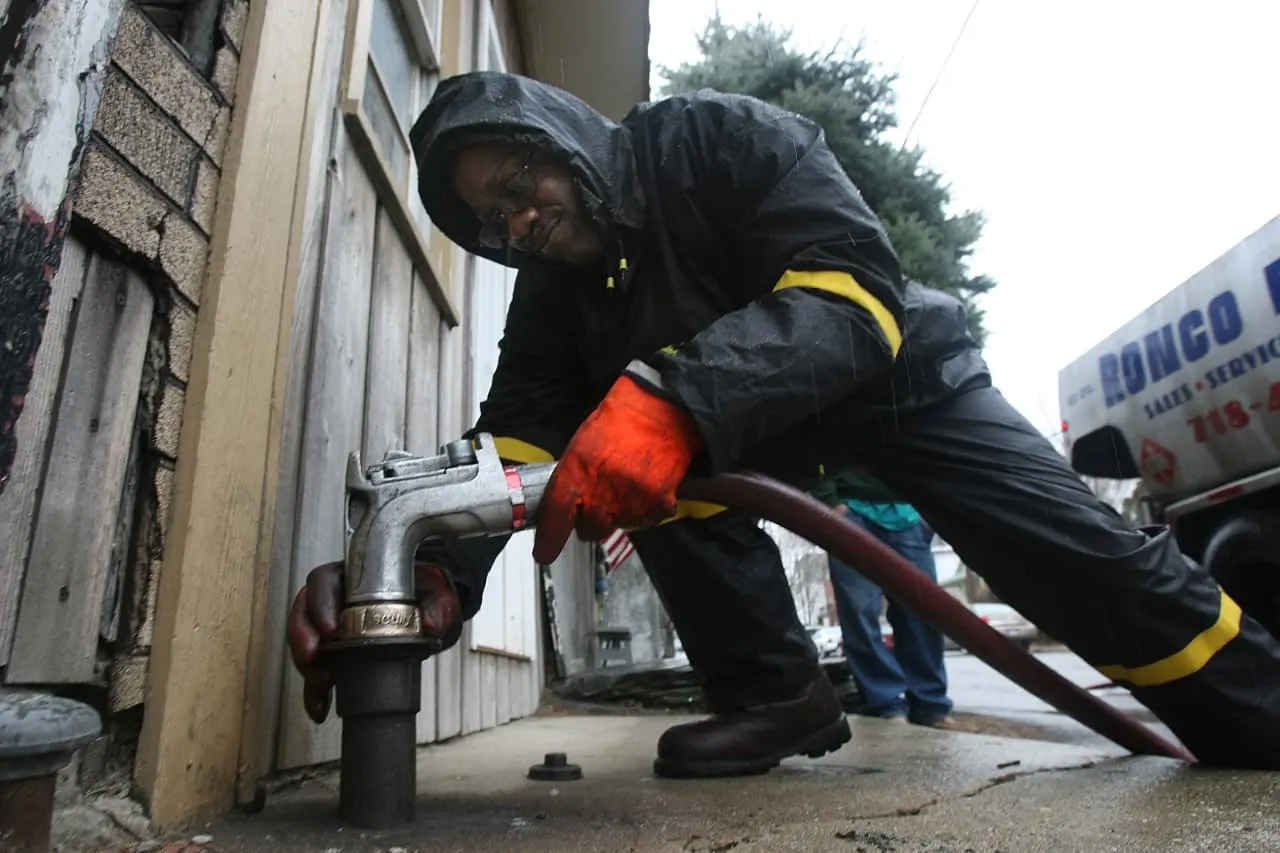 Heating your home with oil could cost $750 more this winter. Read this before you pay the price.