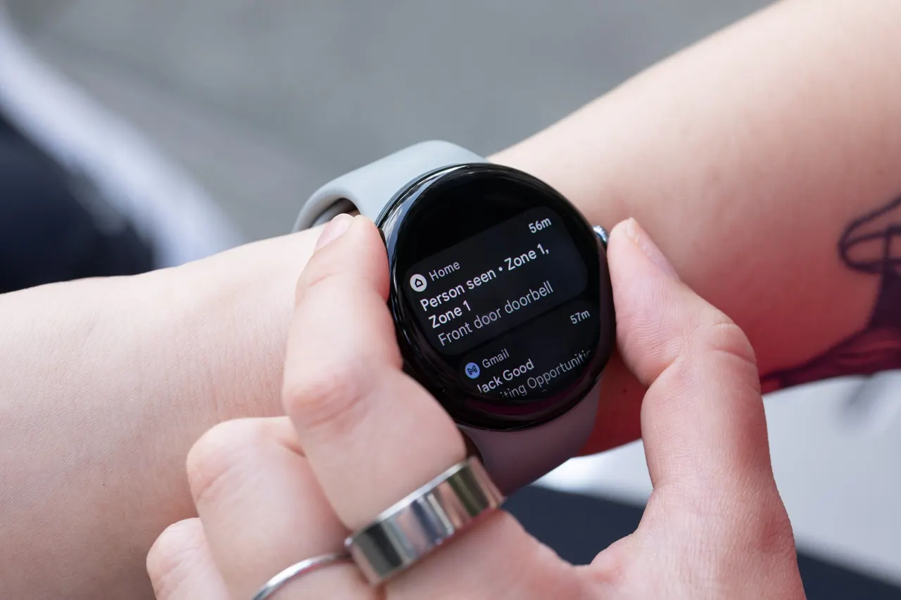 Older Pixel watches are losing free cellular access to several safety features