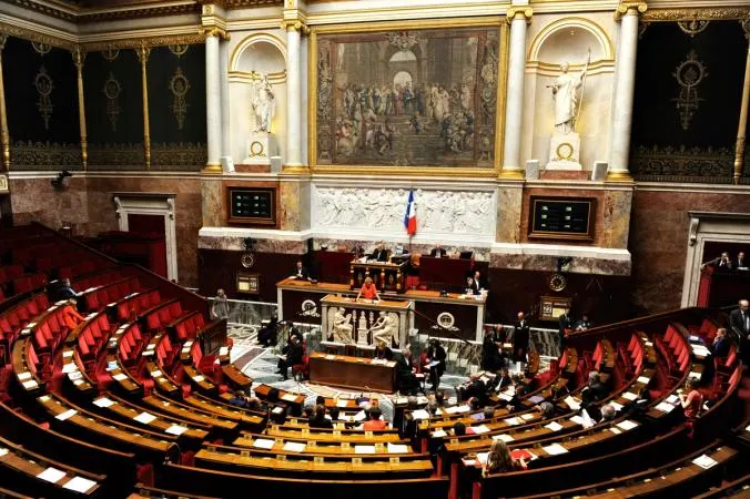Proposed French tax on regulated stablecoins could drive crypto traders offshore